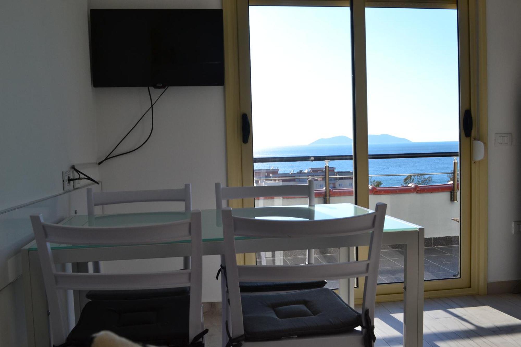 Seaview Penthouse Terrace & Garage Apartment Vlorë Exterior foto