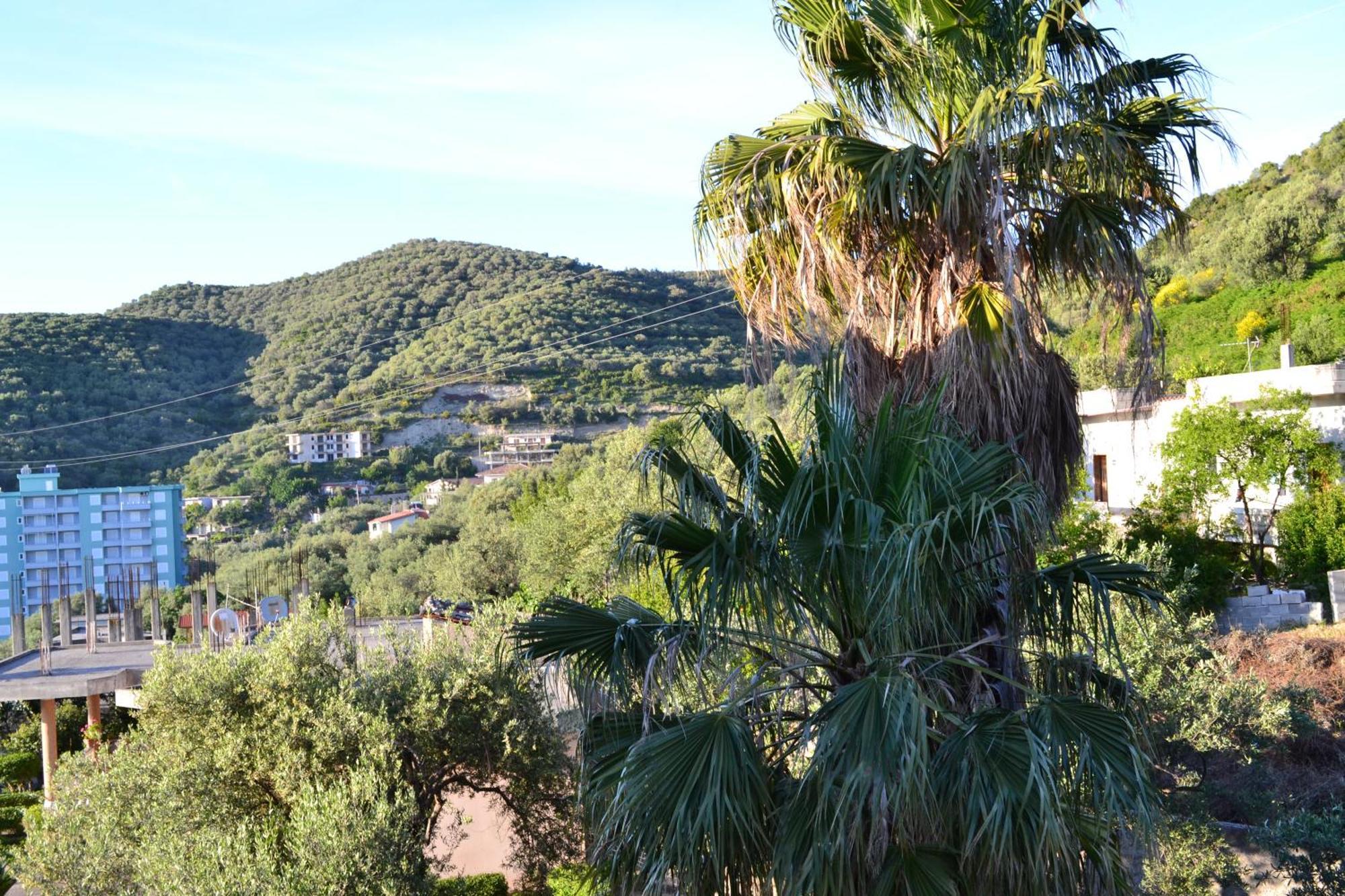 Seaview Penthouse Terrace & Garage Apartment Vlorë Exterior foto